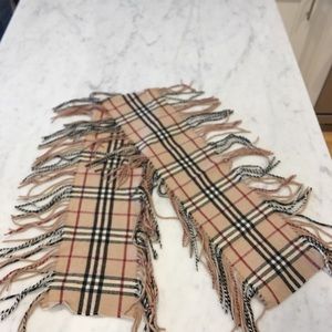 Burberry fringe scarf